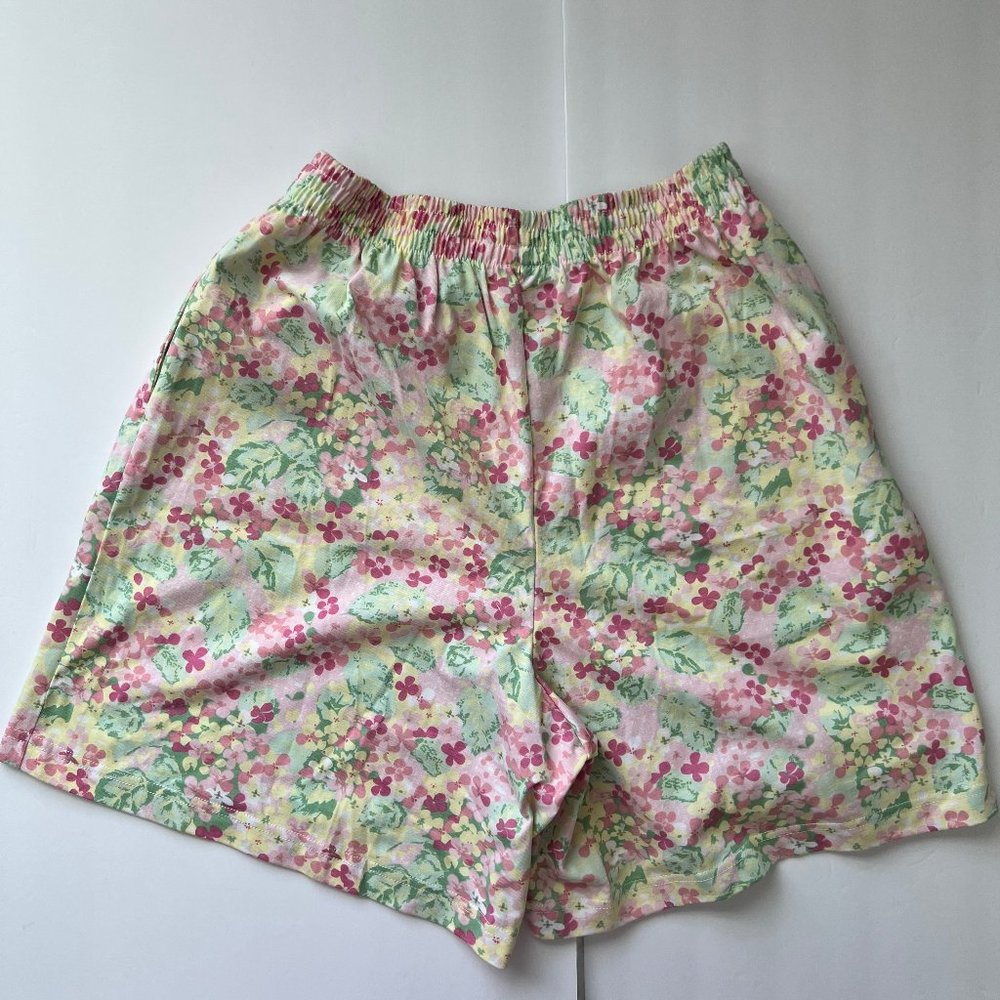 Shenanigans High Waisted Floral/Pastel Womens Shorts Sz L, Elastic Waistband NWT